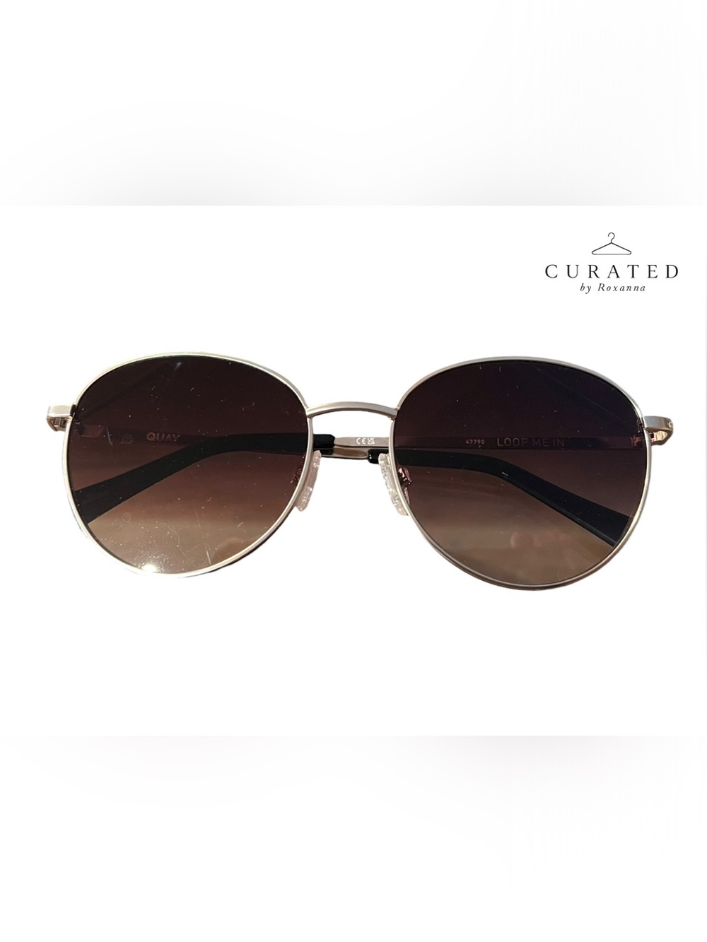 Quay Australia Loop Me In Round Sunglasses | Gold Metal Frame | Gradient Lenses